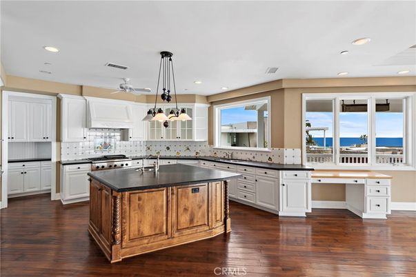 Interior, Kitchen, Pendant Lights, Recessed Lighting, Water, Wood Texture Flooring