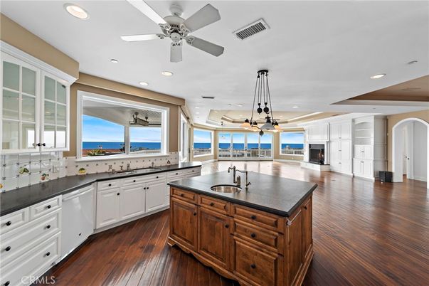 Interior, Kitchen, Pendant Lights, Recessed Lighting, Water, Wood Texture Flooring