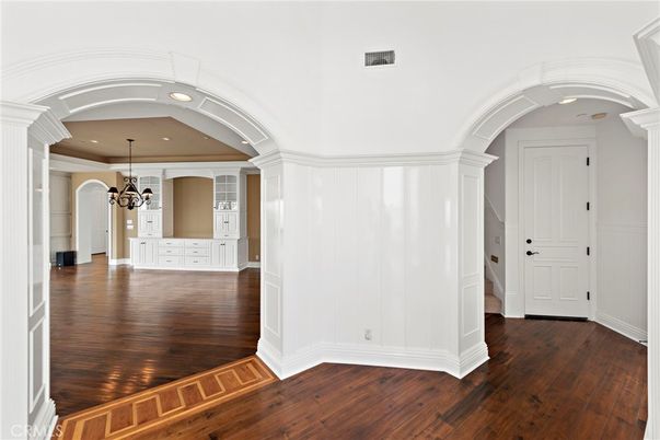 Chandelier, Empty room, Interior, Recessed Lighting, Wood Texture Flooring