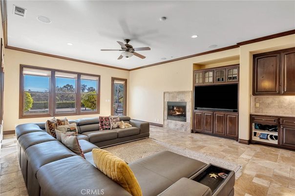 Fireplace, Interior, Living room, Recessed Lighting