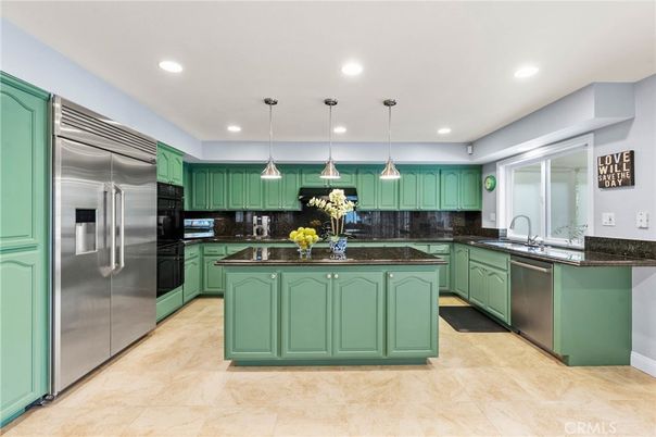 Interior, Kitchen, Pendant Lights, Recessed Lighting, Stainless Steel Appliances