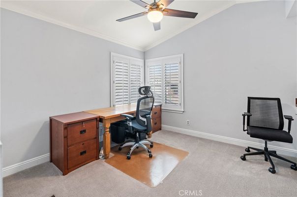 Home Office, Interior