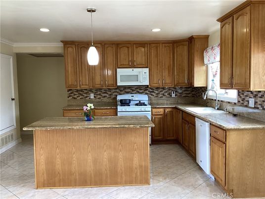 Interior, Kitchen, Pendant Lights, Recessed Lighting