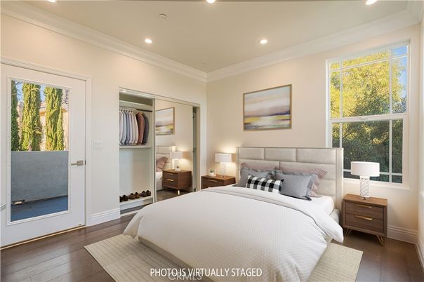 Bedroom, Interior, Recessed Lighting, Wood Texture Flooring