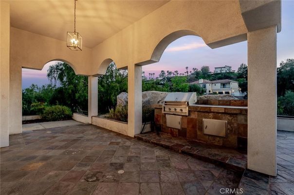 Exterior, Pendant Lights