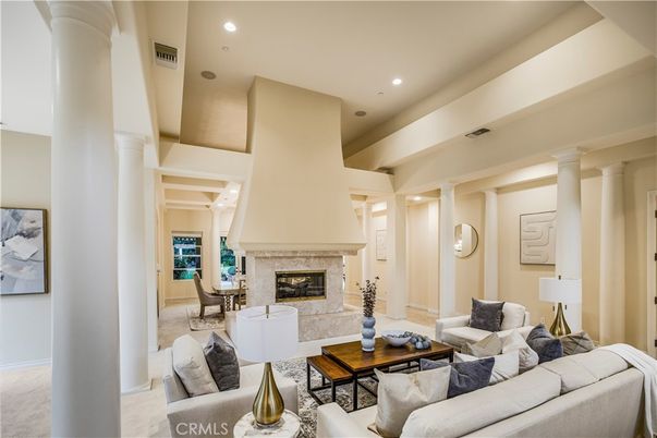 Fireplace, Interior, Living room, Recessed Lighting
