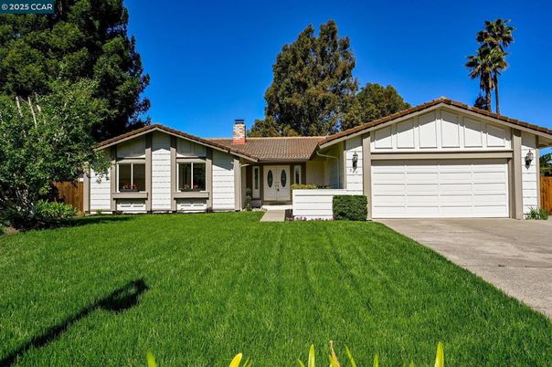 Attached, Backyard, Exterior, Facade, Ranch