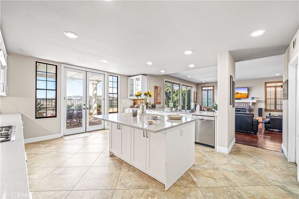 Interior, Kitchen, Living room, Recessed Lighting, Wood Texture Flooring