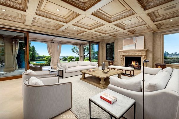 Fireplace, Interior, Living room, Recessed Lighting