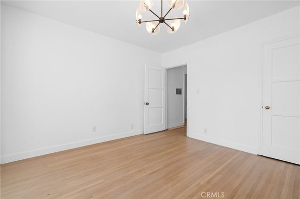 Chandelier, Empty room, Interior, Wood Texture Flooring