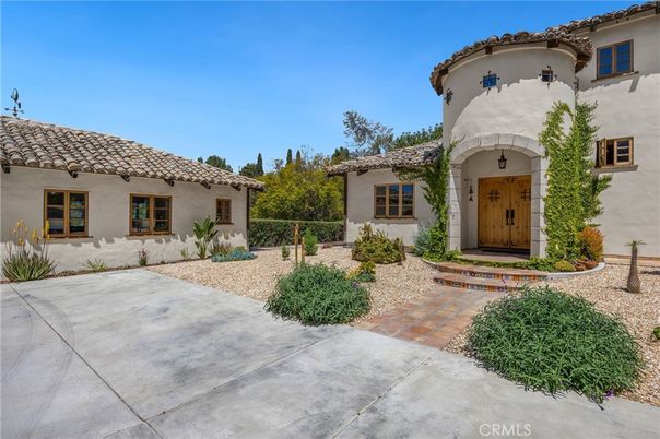 Exterior, Facade, Spanish Mediterranean