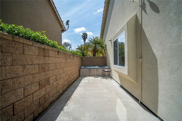 Exterior, Hot Tub
