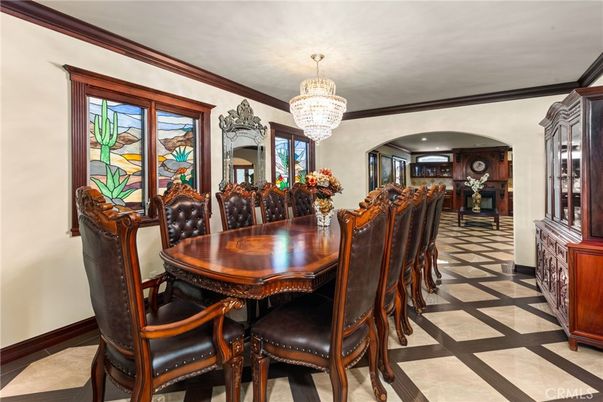 Chandelier, Dining room, Interior