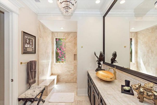 Bathroom, Interior, Recessed Lighting