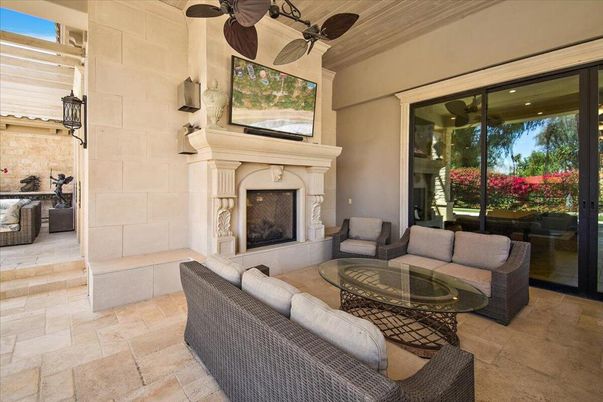Exterior, Fireplace