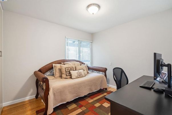 Bedroom, Home Office, Interior, Wood Texture Flooring
