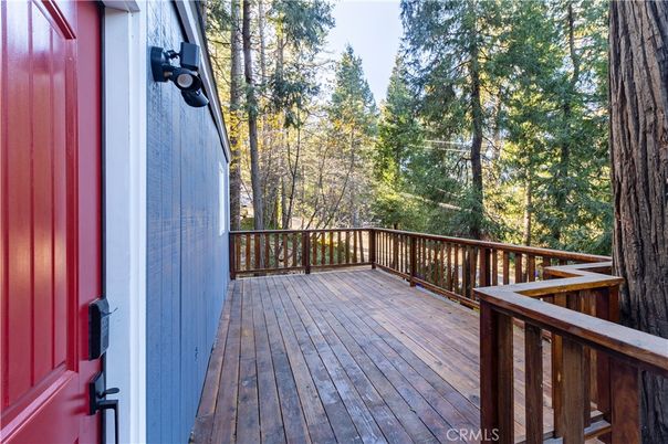 Exterior, Wood Texture Flooring
