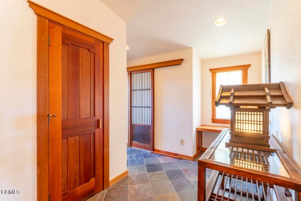 Dining room, Interior, Recessed Lighting