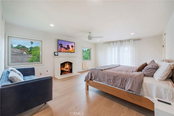 Bedroom, Fireplace, Interior, Recessed Lighting, Wood Texture Flooring