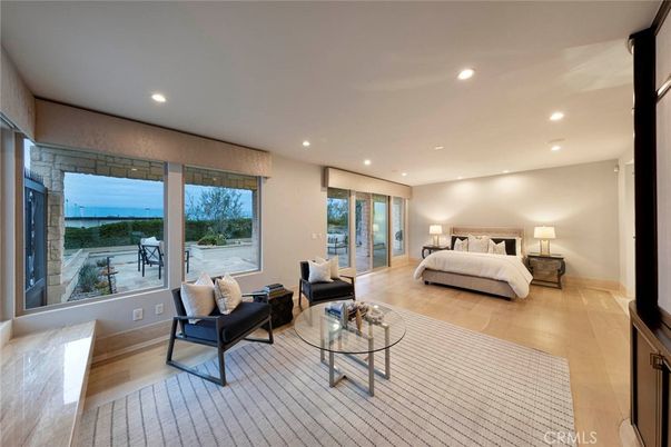 Bedroom, Interior, Living room, Recessed Lighting, Water, Wood Texture Flooring