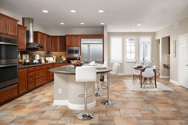 Dining room, Interior, Kitchen, Recessed Lighting, Stainless Steel Appliances