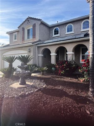 Attached, Exterior, Facade, Mediterranean