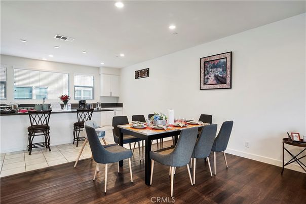 Dining room, Interior, Kitchen, Recessed Lighting, Wood Texture Flooring