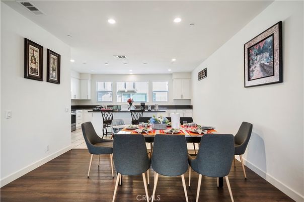 Dining room, Interior, Kitchen, Recessed Lighting, Wood Texture Flooring