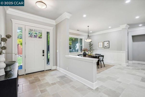 Dining room, Interior, Pendant Lights, Recessed Lighting