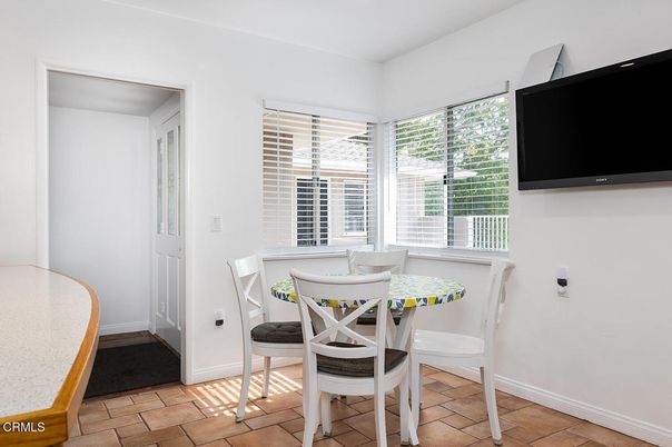 Dining room, Interior