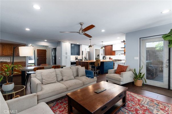 Dining room, Interior, Kitchen, Living room, Pendant Lights, Recessed Lighting, Stainless Steel Appliances, Wood Texture Flooring