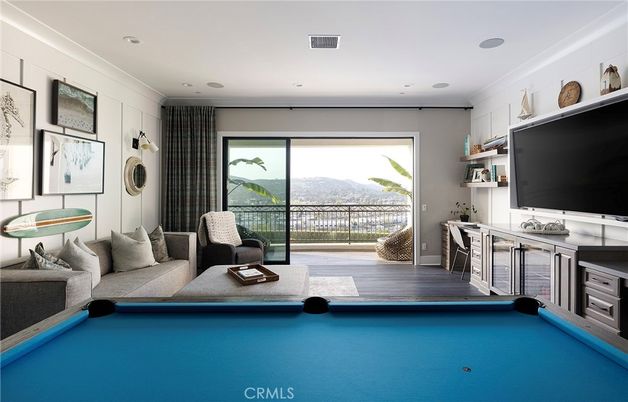 Billiard Table, Game Room, Interior, Recessed Lighting, Wood Texture Flooring