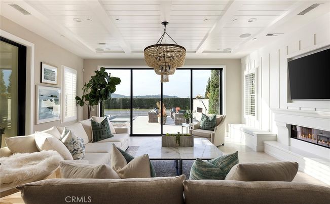 Fireplace, Interior, Living room, Pendant Lights, Recessed Lighting