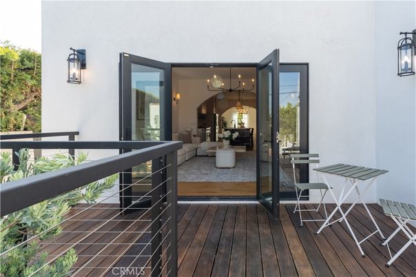 Exterior, Wood Texture Flooring