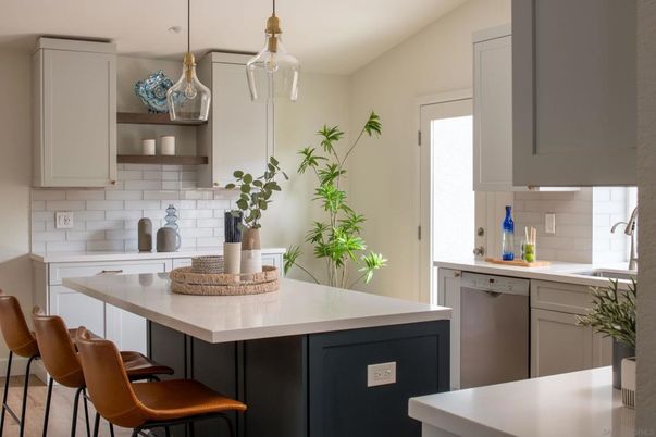 Interior, Kitchen, Pendant Lights, Stainless Steel Appliances