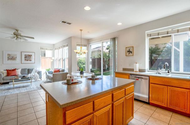 Dining room, Interior, Kitchen, Living room, Pendant Lights, Recessed Lighting, Stainless Steel Appliances