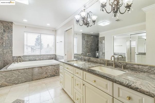 Bathroom, Dual Sink Vanities, Glass Shower, Interior, Recessed Lighting