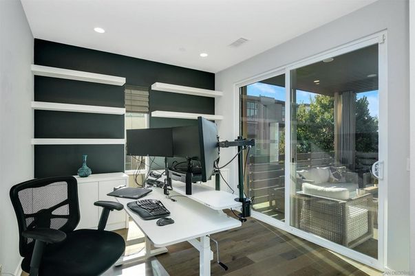 Home Office, Interior, Recessed Lighting, Wood Texture Flooring