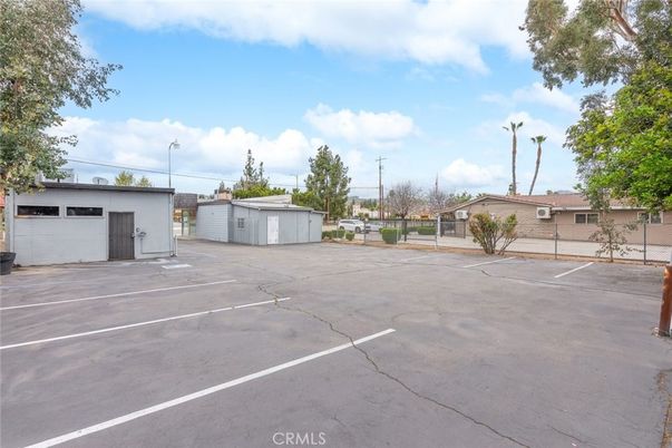 Backyard, Detached Garage, Exterior