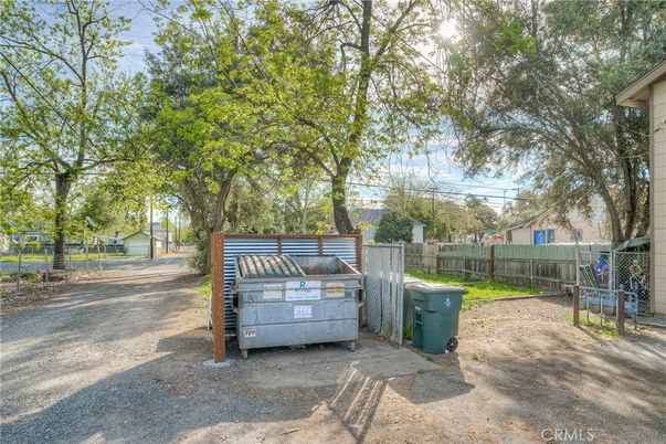 Backyard, Detached Garage, Exterior