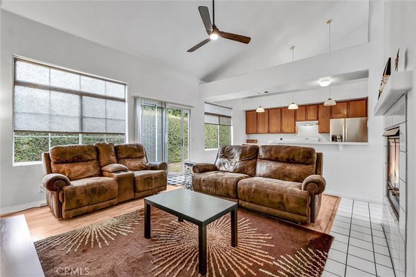 Interior, Kitchen, Living room, Pendant Lights, Wood Texture Flooring