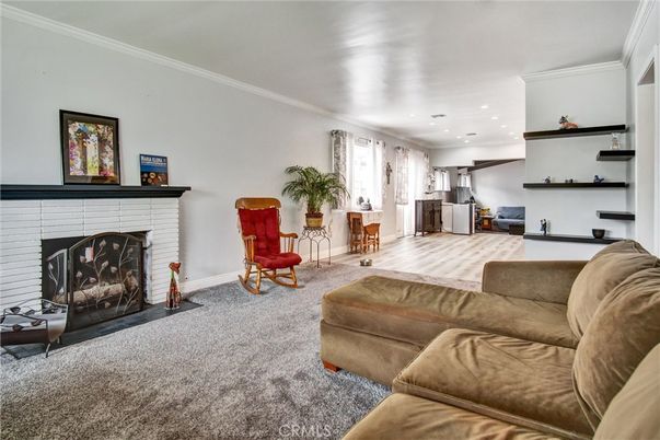 Fireplace, Interior, Living room, Recessed Lighting