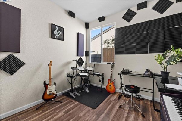 Fitness Equipment, Home Office, Interior, Piano, Wood Texture Flooring