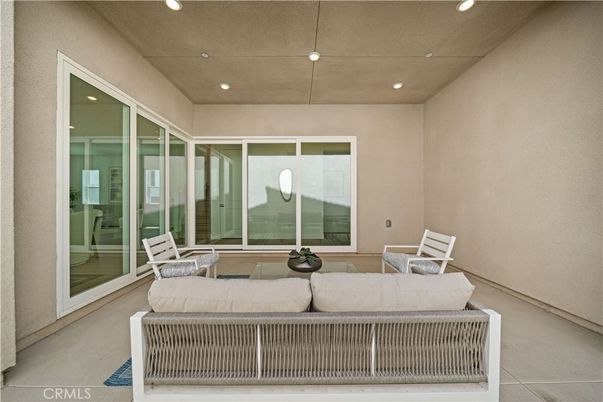 Exterior, Recessed Lighting