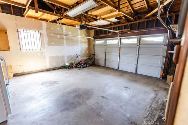 Garage, Interior, Wooden Beams, Wooden Ceilings