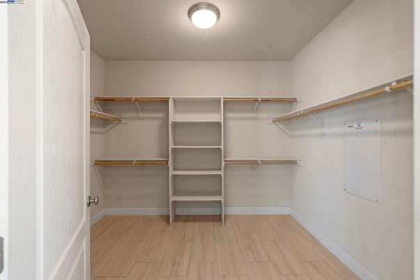 Interior, Walk-in Closets, Wood Texture Flooring