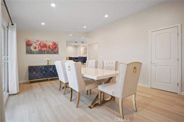 Dining room, Interior, Living room, Recessed Lighting, Wood Texture Flooring