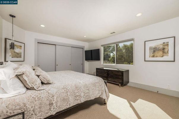 Bedroom, Interior, Pendant Lights, Recessed Lighting