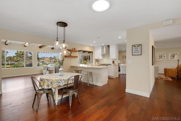 Dining room, Interior, Kitchen, Pendant Lights, Recessed Lighting, Wood Texture Flooring