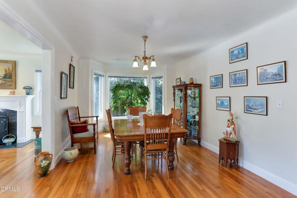 Dining room, Fireplace, Interior, Pendant Lights, Wood Texture Flooring